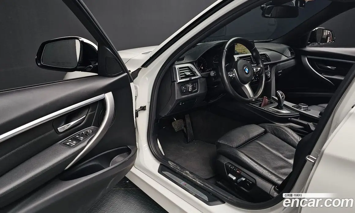 BMW 3 серия 2018 2.0 автомат (гидро), фото 17 BMW 3 серия 2018 2.0 автомат (гидро), фото 17