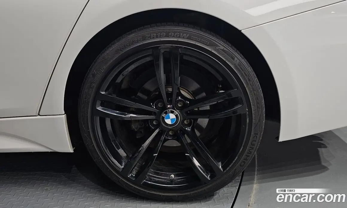BMW 3 серия 2018 2.0 автомат (гидро), фото 7 BMW 3 серия 2018 2.0 автомат (гидро), фото 7