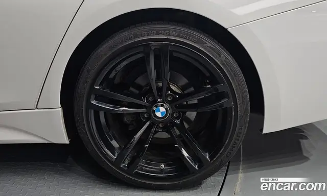 BMW 3 серия 2018 2.0 автомат (гидро), миниатюра 7 BMW 3 серия 2018 2.0 автомат (гидро), миниатюра 7