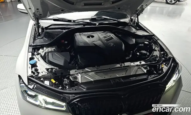 BMW 3 серия 2025 2.0 автомат (гидро), миниатюра 5 BMW 3 серия 2025 2.0 автомат (гидро), миниатюра 5