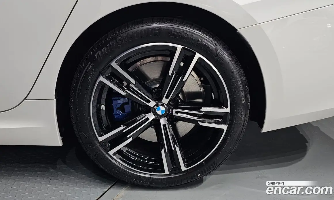 BMW 3 серия 2025 2.0 автомат (гидро), фото 6 BMW 3 серия 2025 2.0 автомат (гидро), фото 6