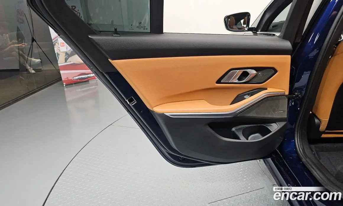 BMW 3 серия 2025 2.0 автомат (гидро), фото 15 BMW 3 серия 2025 2.0 автомат (гидро), фото 15