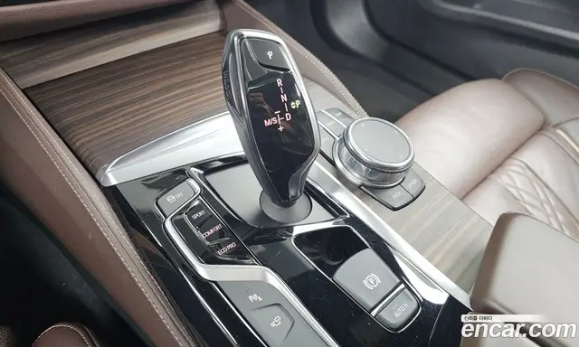 BMW 5 серия 2017 2.0 автомат (гидро), миниатюра 12