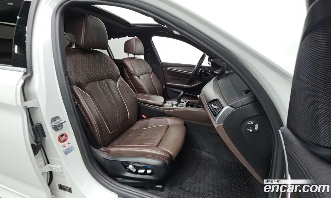 BMW 5 серия 2017 2.0 автомат (гидро), фото 16