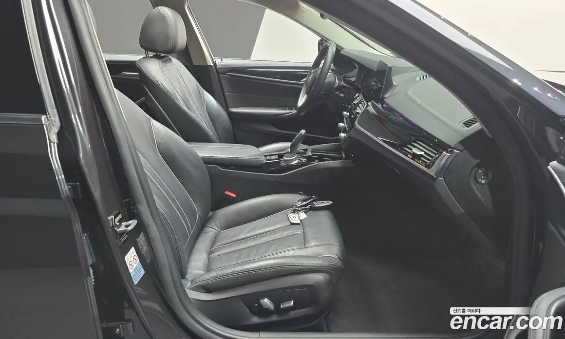 BMW 5 серия 2018 2.0 автомат (гидро), фото 16