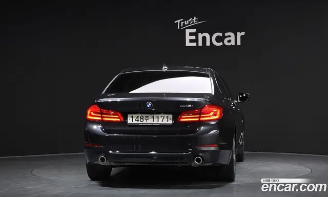 BMW 5 серия 2018 2.0 автомат (гидро), миниатюра 4