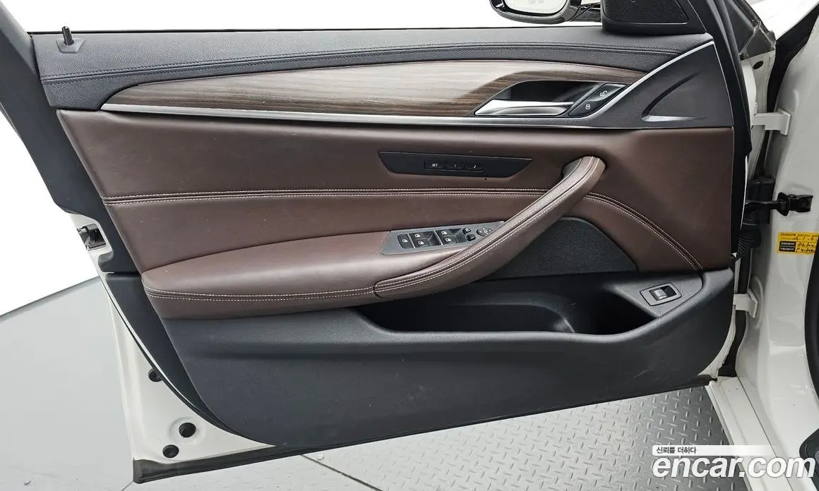BMW 5 серия 2018 2.0 автомат (гидро), фото 14 BMW 5 серия 2018 2.0 автомат (гидро), фото 14