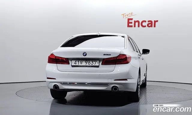 BMW 5 серия 2018 2.0 автомат (гидро), миниатюра 4 BMW 5 серия 2018 2.0 автомат (гидро), миниатюра 4