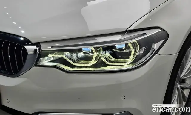BMW 5 серия 2018 2.0 автомат (гидро), миниатюра 8 BMW 5 серия 2018 2.0 автомат (гидро), миниатюра 8