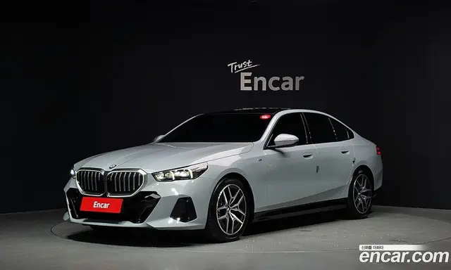 BMW 5 серия, 2024, 7 636 км