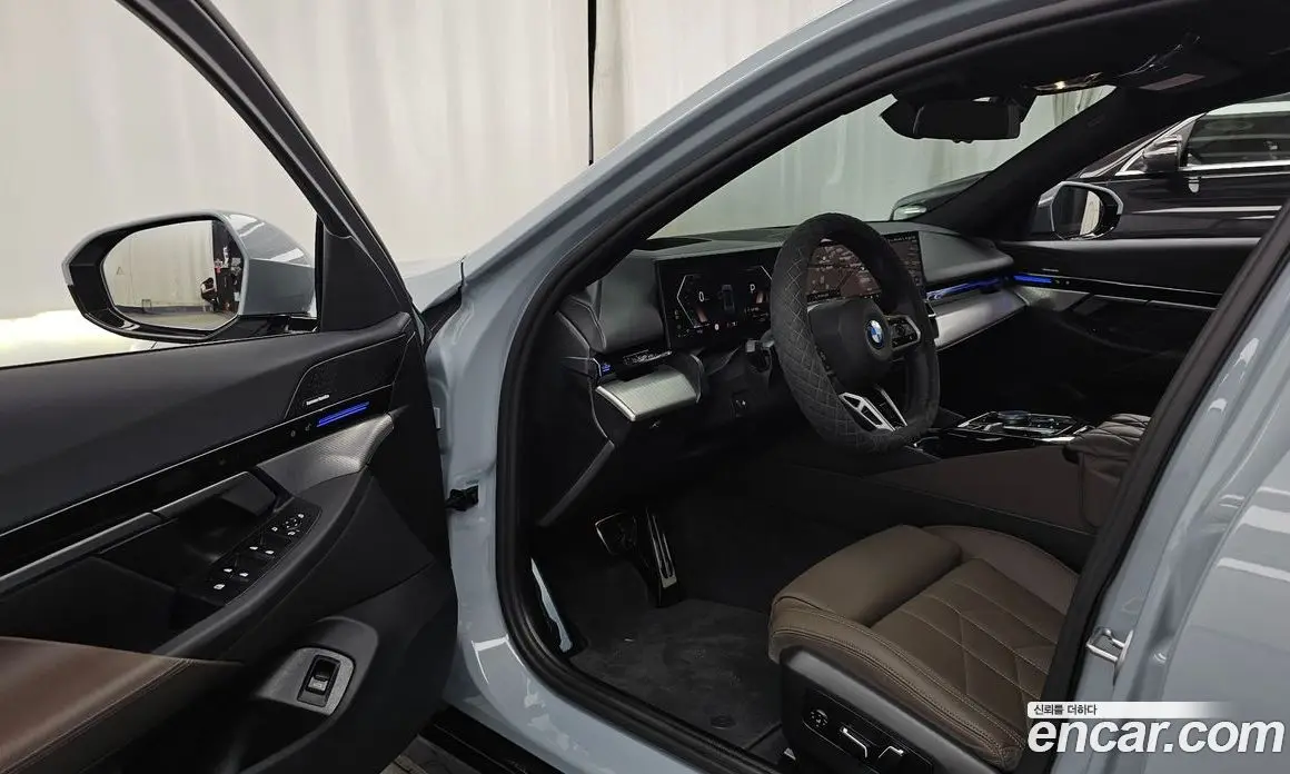BMW 5 серия 2024 2.0 автомат (гидро), фото 13