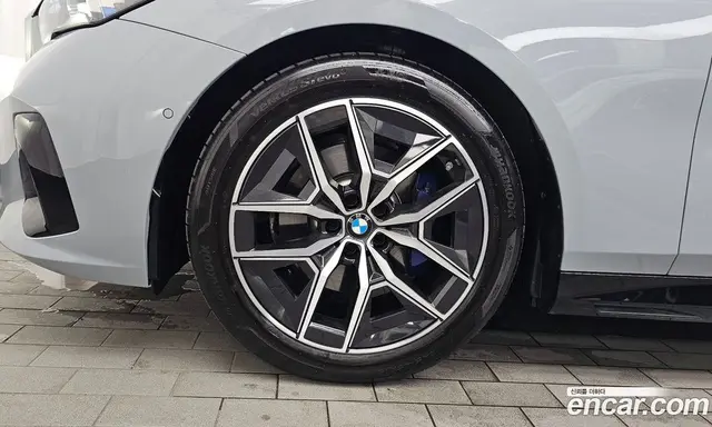 BMW 5 серия 2024 2.0 автомат (гидро), миниатюра 5