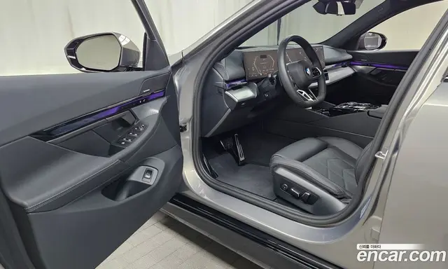 BMW 5 серия 2025 2.0 автомат (гидро), миниатюра 12