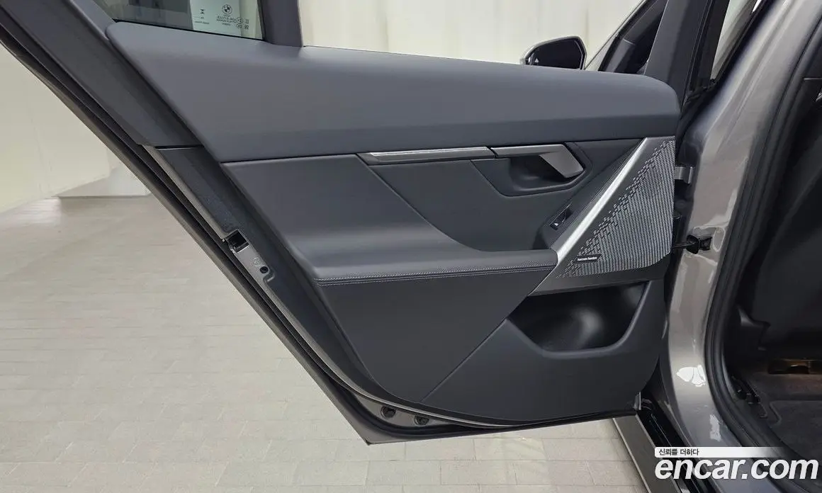 BMW 5 серия 2025 2.0 автомат (гидро), фото 14