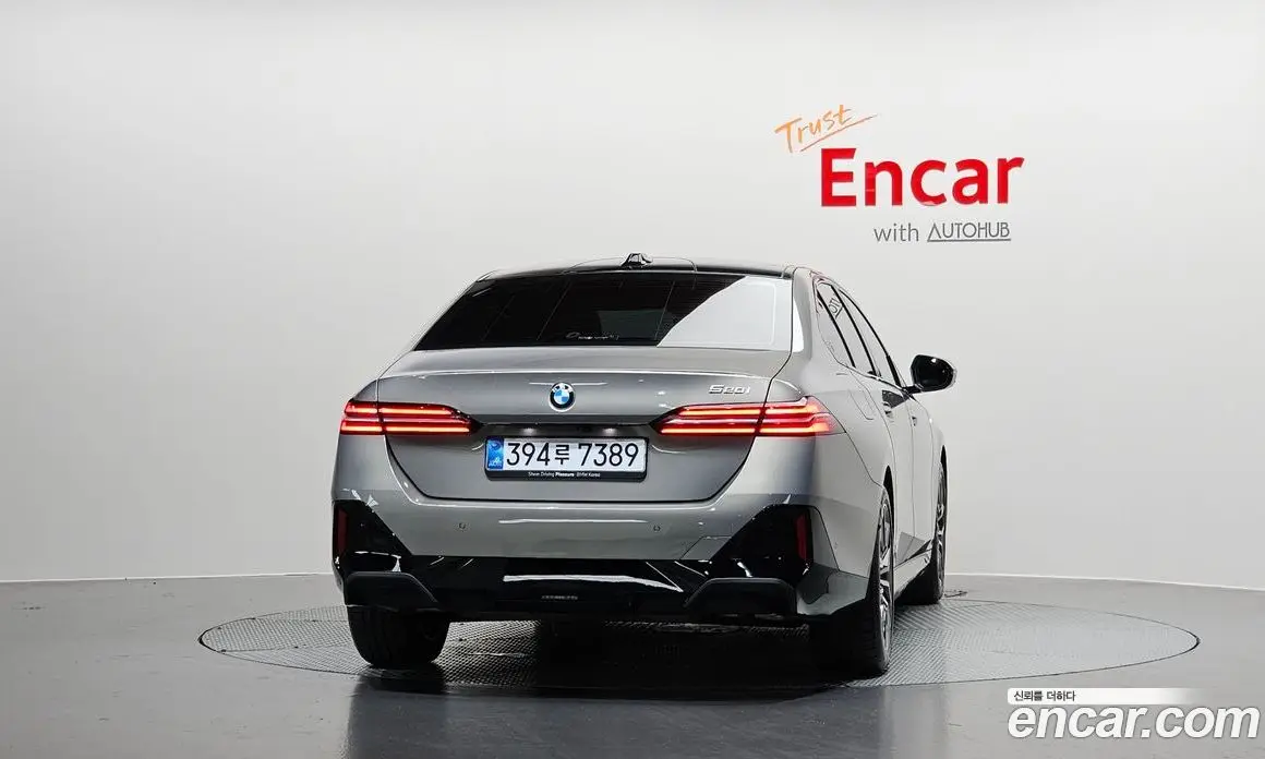 BMW 5 серия 2025 2.0 автомат (гидро), фото 3