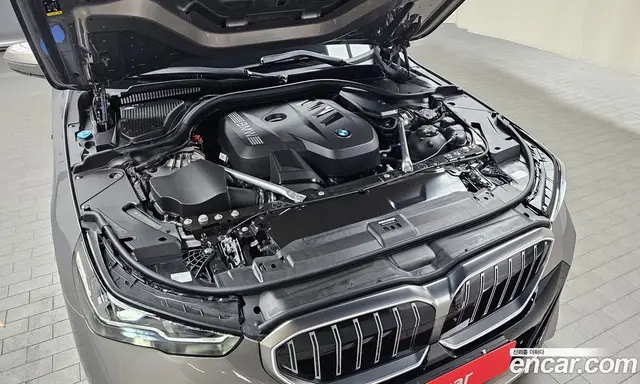BMW 5 серия 2025 2.0 автомат (гидро), миниатюра 5