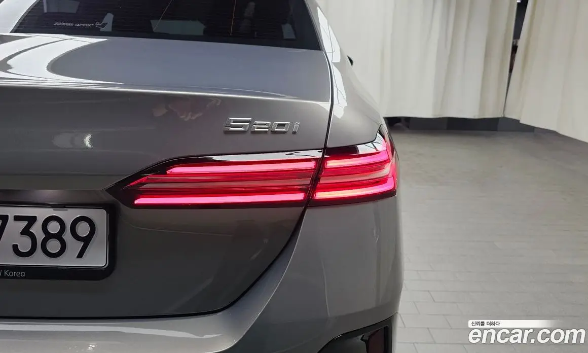 BMW 5 серия 2025 2.0 автомат (гидро), фото 8