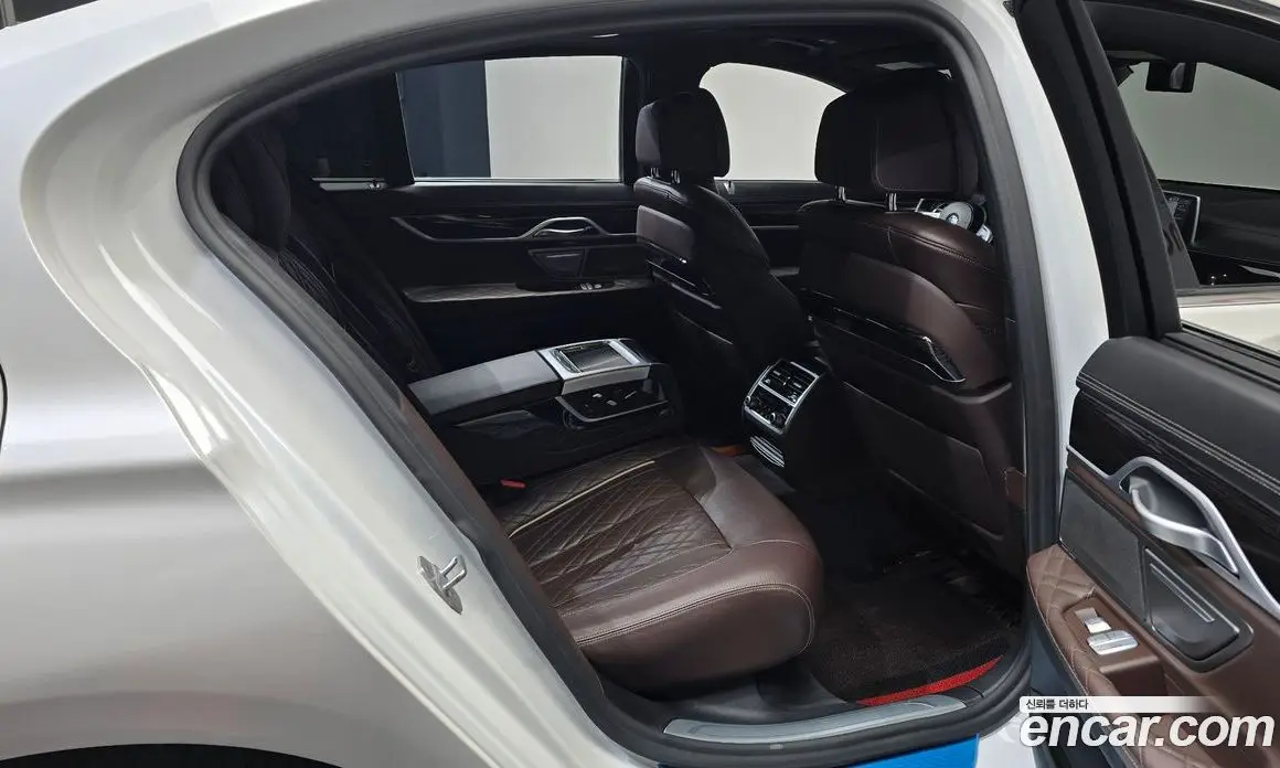 BMW 7 серия 2020 3.0 автомат (гидро), фото 17 BMW 7 серия 2020 3.0 автомат (гидро), фото 17
