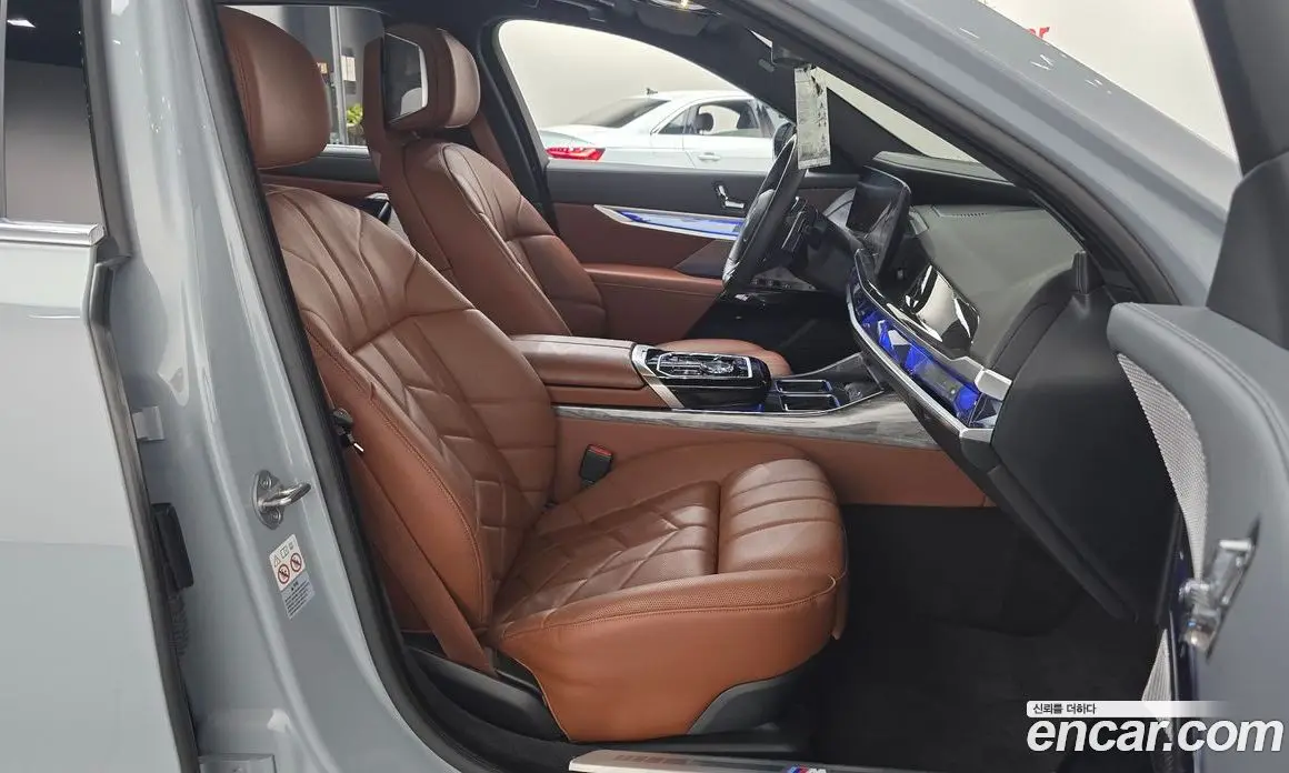 BMW 7 серия 2024 3.0 автомат (гидро), фото 16 BMW 7 серия 2024 3.0 автомат (гидро), фото 16