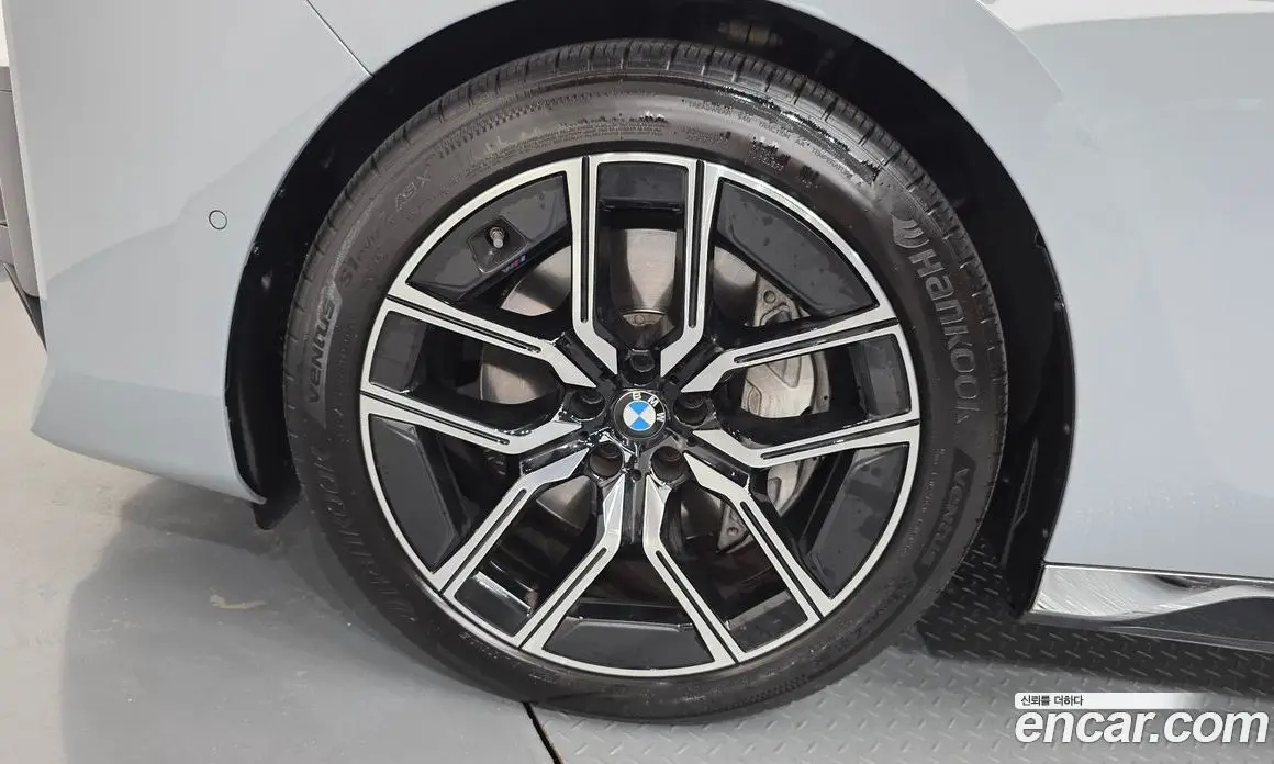 BMW 7 серия 2024 3.0 автомат (гидро), фото 5 BMW 7 серия 2024 3.0 автомат (гидро), фото 5