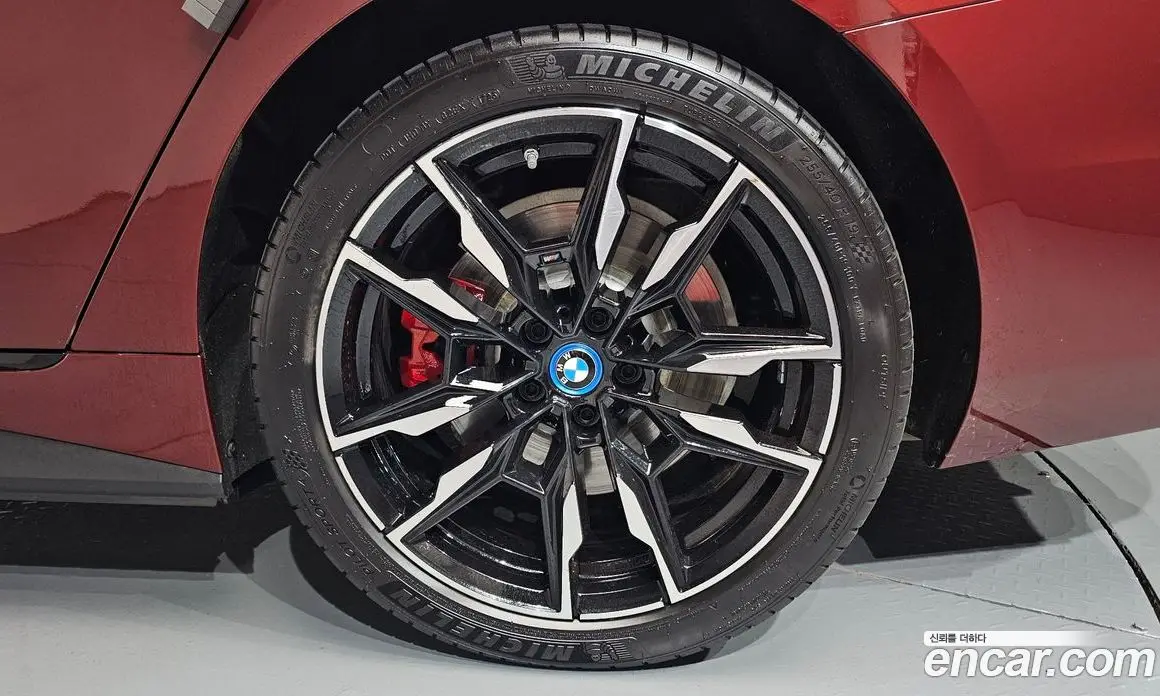 BMW i4 2023 0.2 автомат (гидро), фото 6