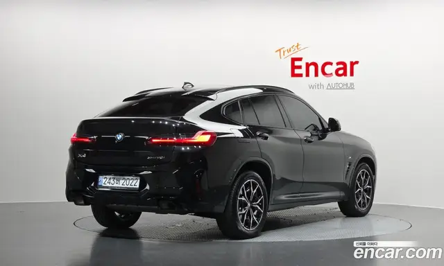 BMW X4 2024 2.0 автомат (гидро), миниатюра 2