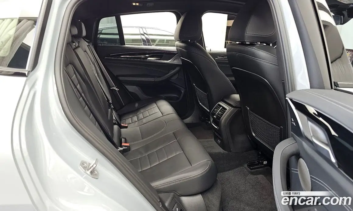 BMW X4 2024 3.0 автомат (гидро), фото 18