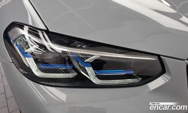 BMW X4 2024 3.0 автомат (гидро), миниатюра 8