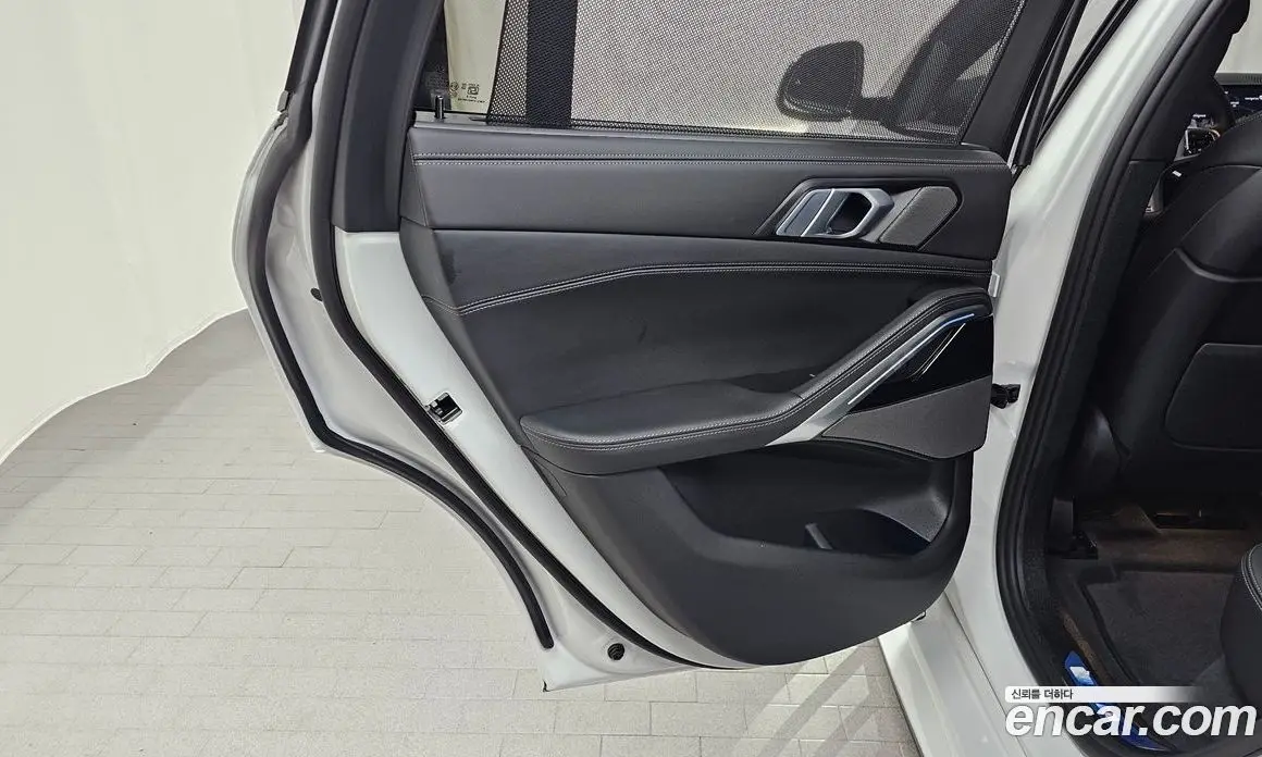 BMW X6 2025 3.0 автомат (гидро), фото 15