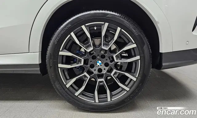 BMW X6 2025 3.0 автомат (гидро), миниатюра 7