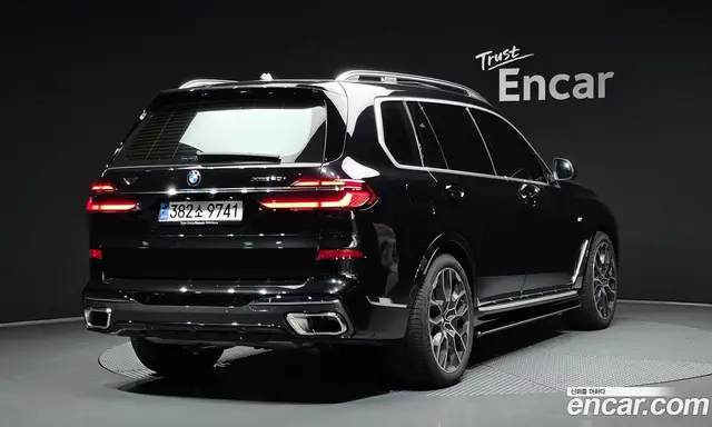 BMW X7 2024 3.0 автомат (гидро), миниатюра 2