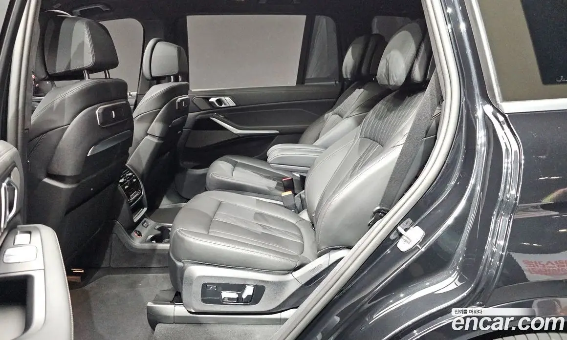 BMW X7 2024 3.0 автомат (гидро), фото 16