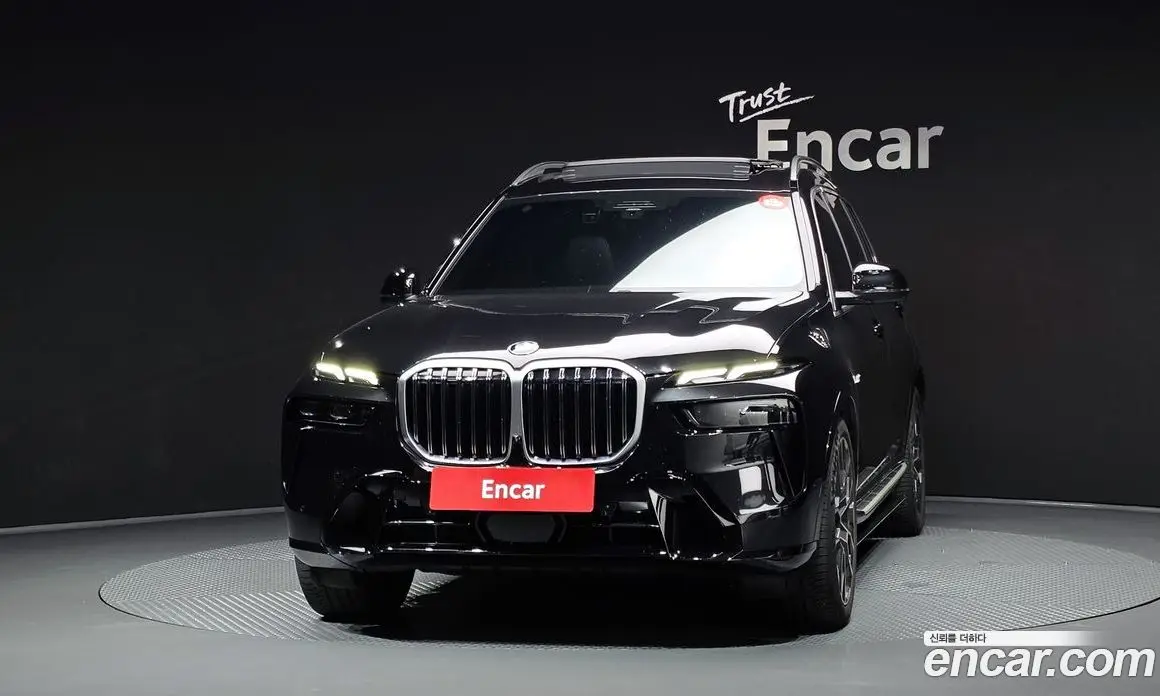 BMW X7 2024 3.0 автомат (гидро), фото 3