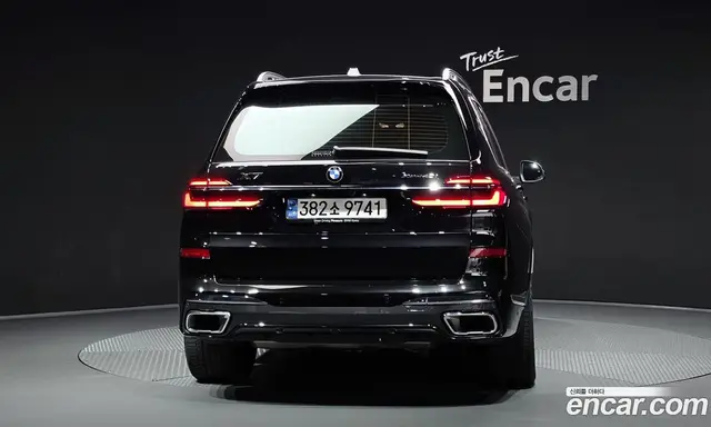 BMW X7 2024 3.0 автомат (гидро), миниатюра 4