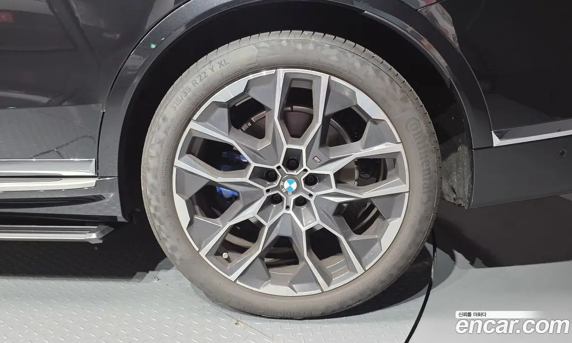 BMW X7 2024 3.0 автомат (гидро), фото 7