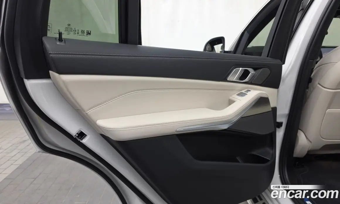 BMW X7 2025 3.0 автомат (гидро), фото 15