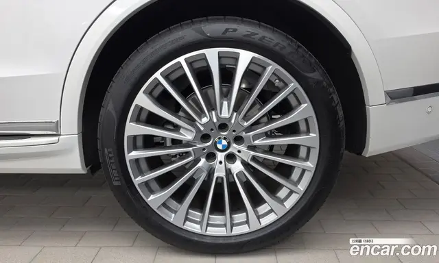BMW X7 2025 3.0 автомат (гидро), миниатюра 7