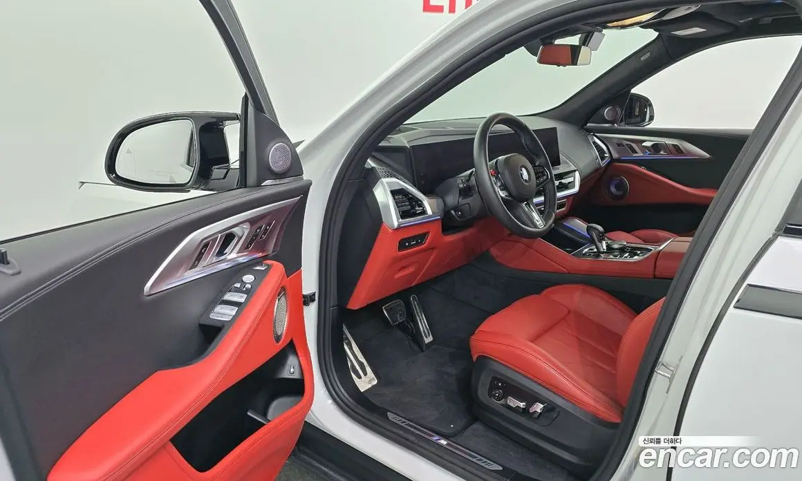 BMW XM 2025 4.4 автомат (гидро), фото 13 BMW XM 2025 4.4 автомат (гидро), фото 13