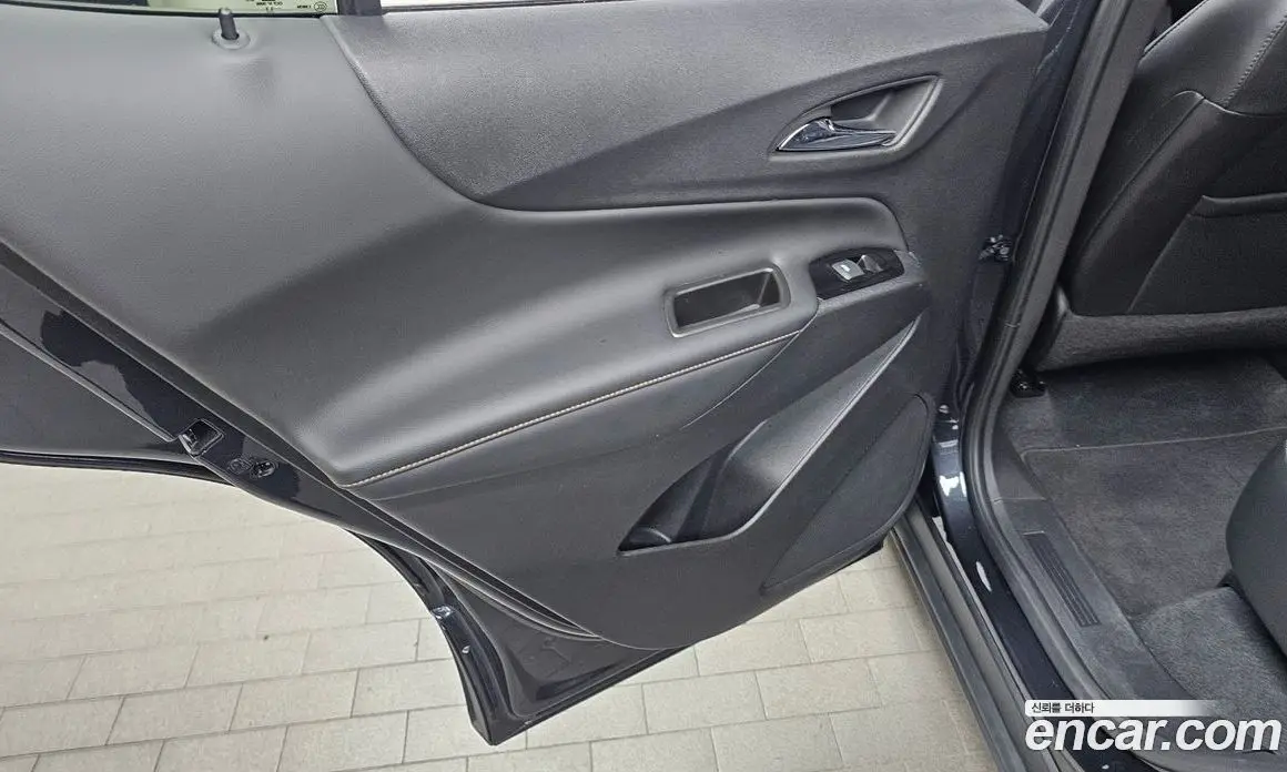 Chevrolet Equinox 2022 1.5 автомат (гидро), фото 15 Chevrolet Equinox 2022 1.5 автомат (гидро), фото 15
