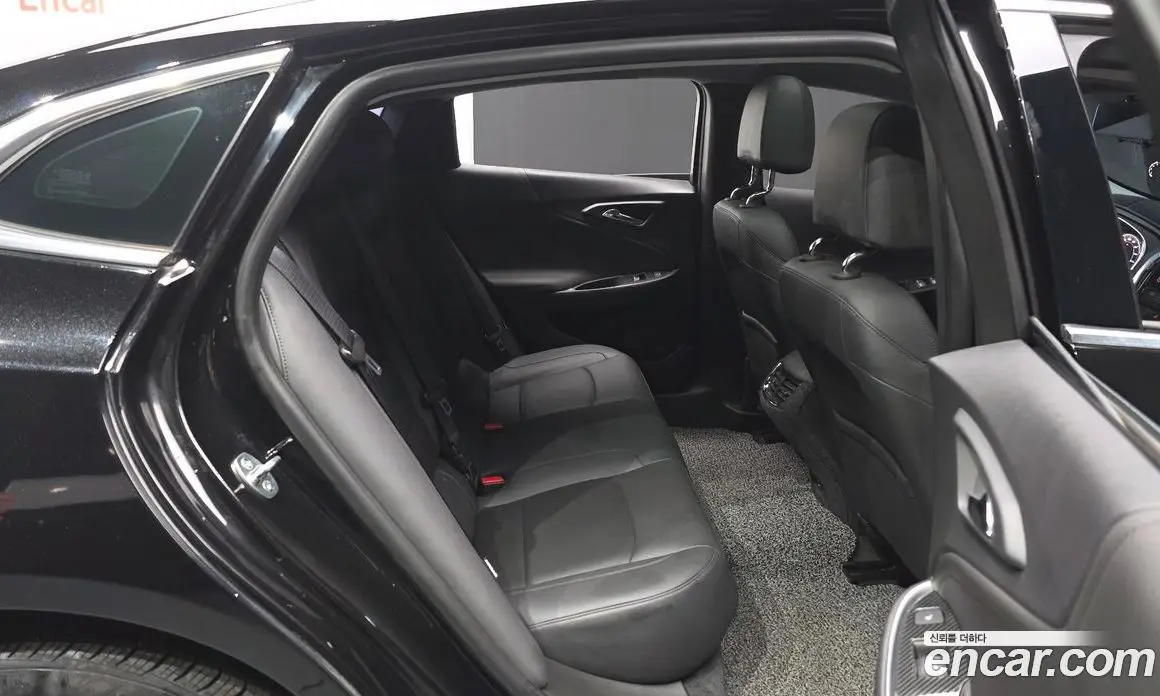 Chevrolet Malibu 2018 2.0 автомат (гидро), фото 18 Chevrolet Malibu 2018 2.0 автомат (гидро), фото 18