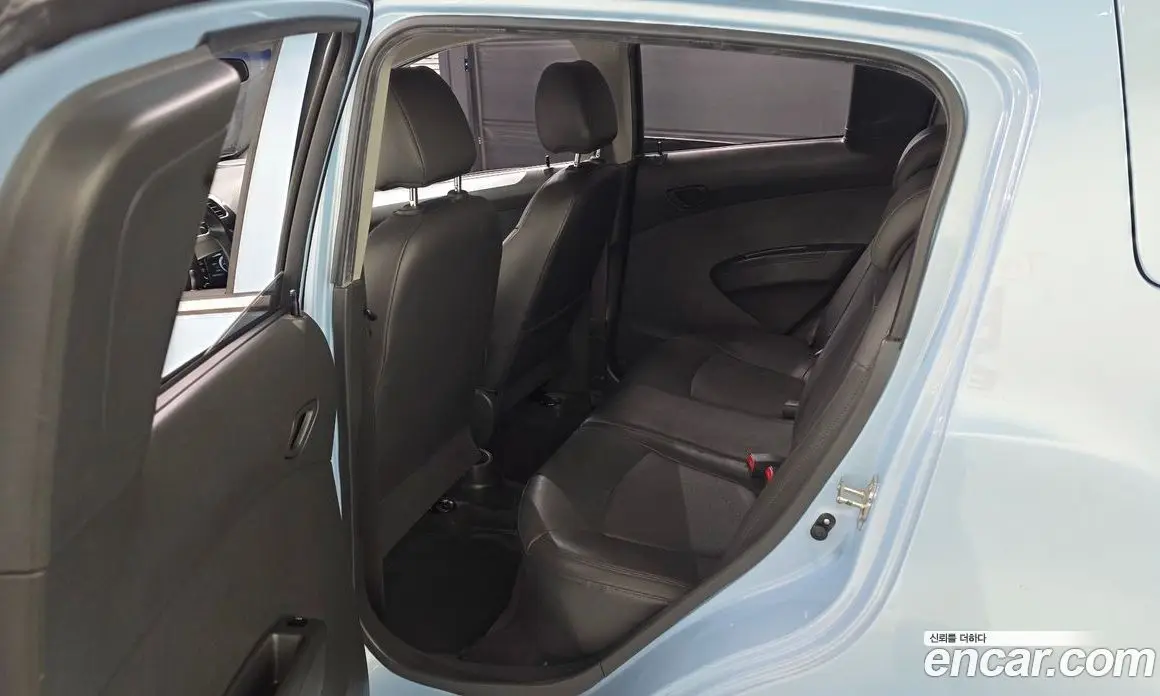 Chevrolet Spark 2015 1.0 автомат (гидро), фото 17