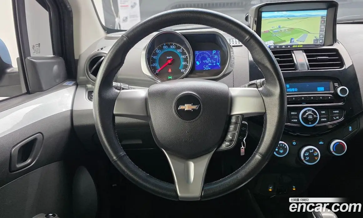 Chevrolet Spark 2015 1.0 автомат (гидро), фото 20