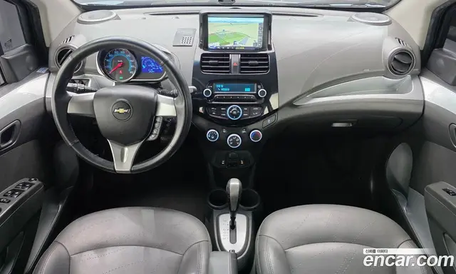 Chevrolet Spark 2015 1.0 автомат (гидро), миниатюра 10