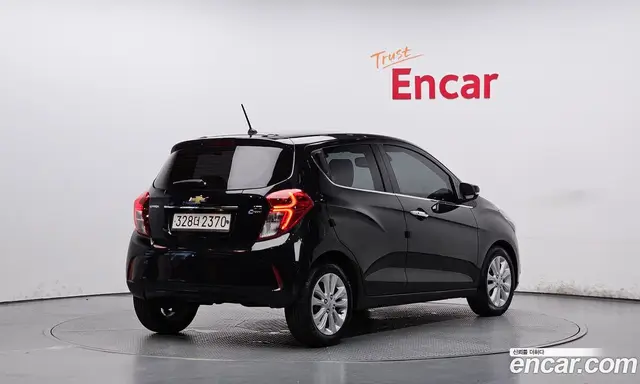 Chevrolet Spark 2015 1.0 автомат (гидро), миниатюра 2 Chevrolet Spark 2015 1.0 автомат (гидро), миниатюра 2