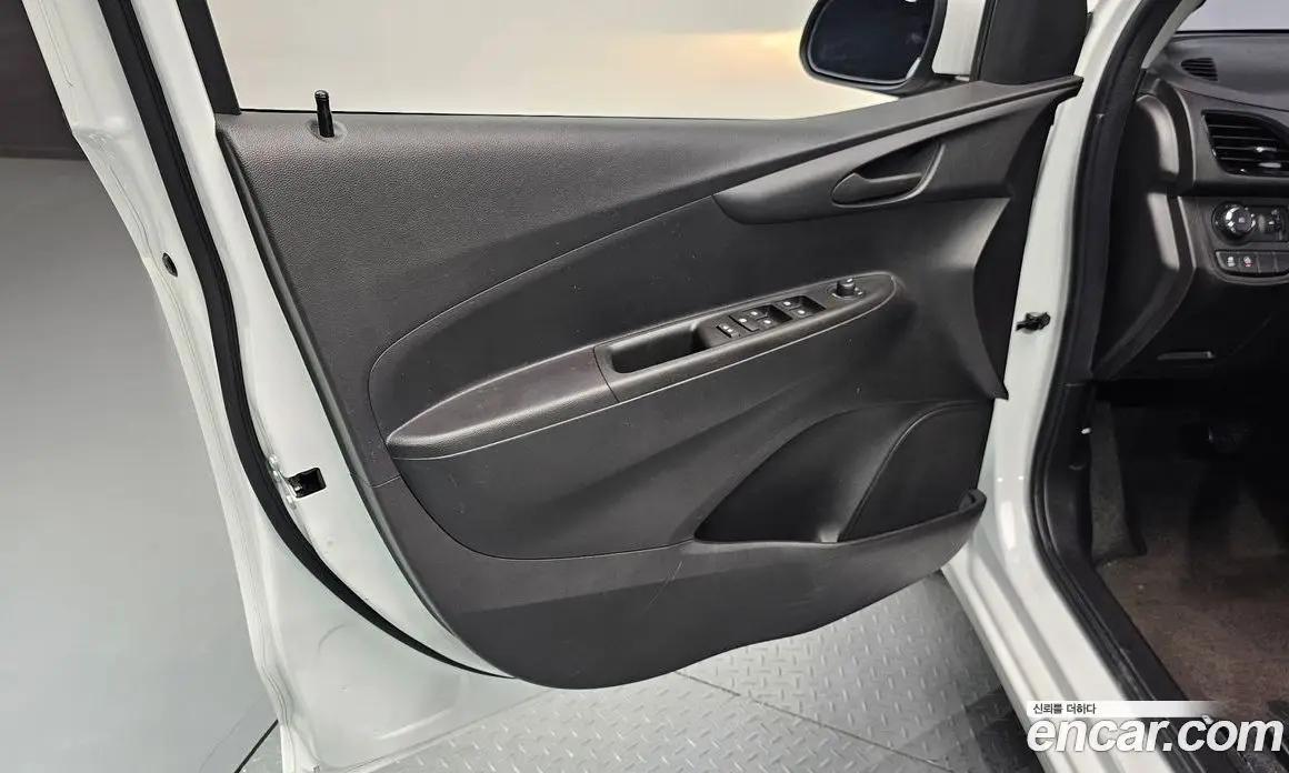Chevrolet Spark 2016 1.0 автомат (гидро), фото 14