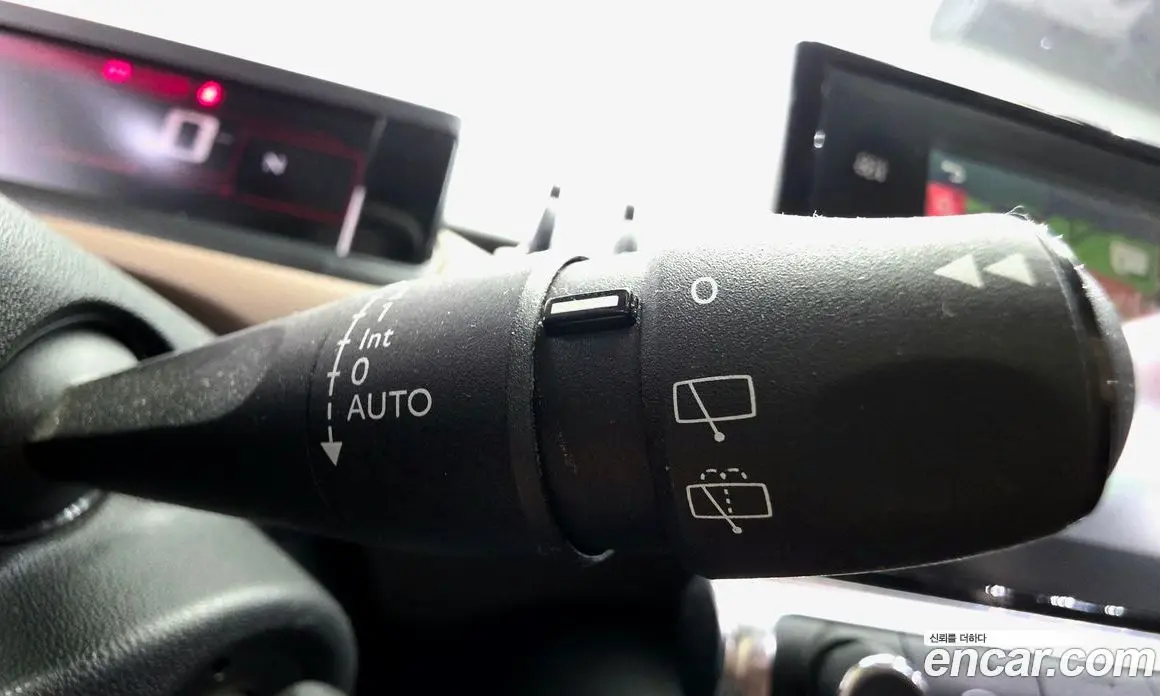 Citroen C4 Cactus 2016 1.6 автомат (гидро), фото 18
