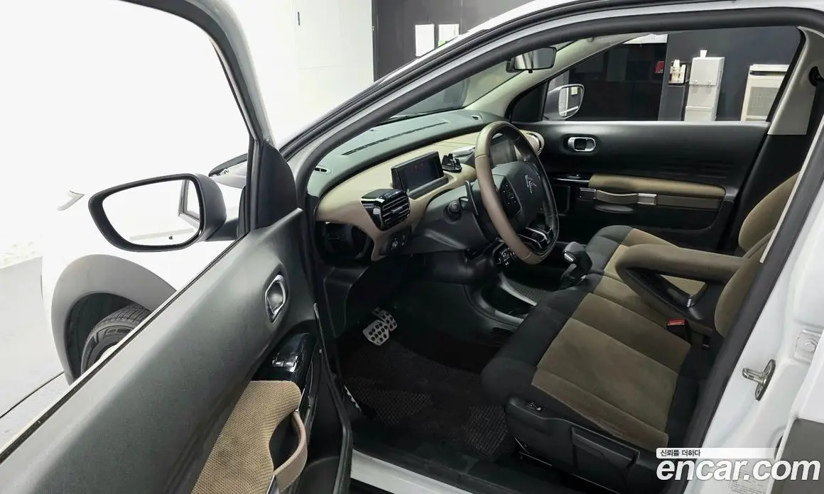 Citroen C4 Cactus 2016 1.6 автомат (гидро), фото 10