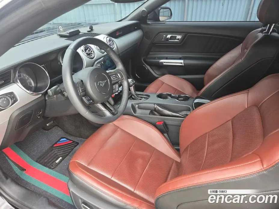 Ford Mustang 2015 5.0 автомат (гидро), фото 15 Ford Mustang 2015 5.0 автомат (гидро), фото 15