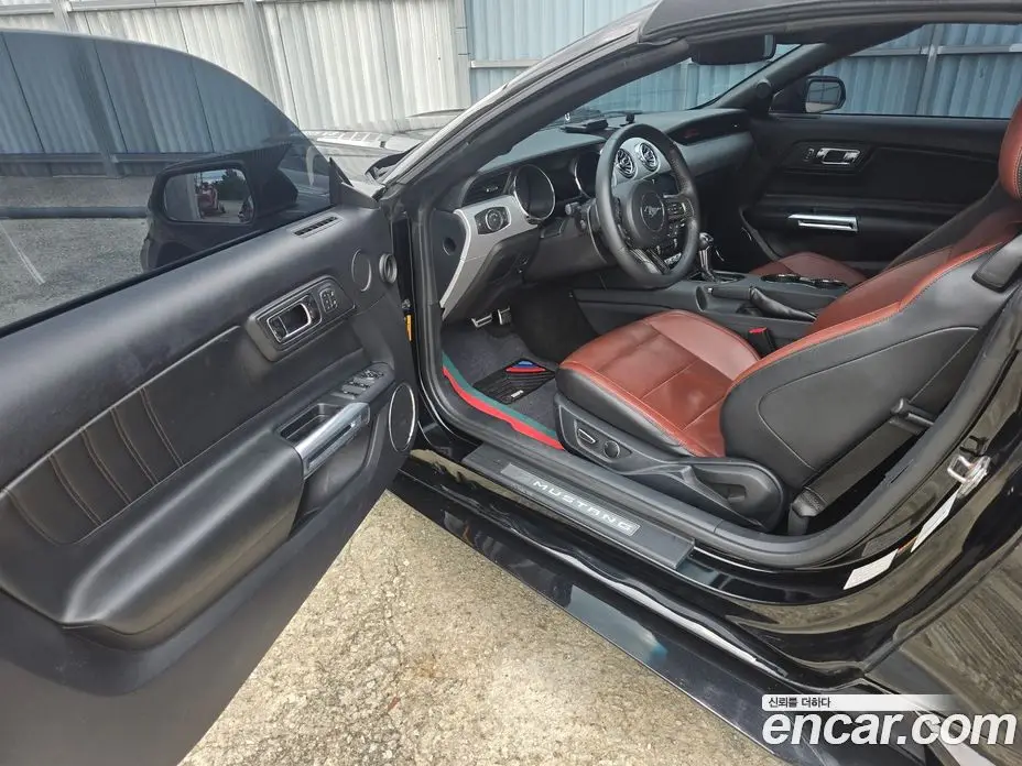 Ford Mustang 2015 5.0 автомат (гидро), фото 16 Ford Mustang 2015 5.0 автомат (гидро), фото 16