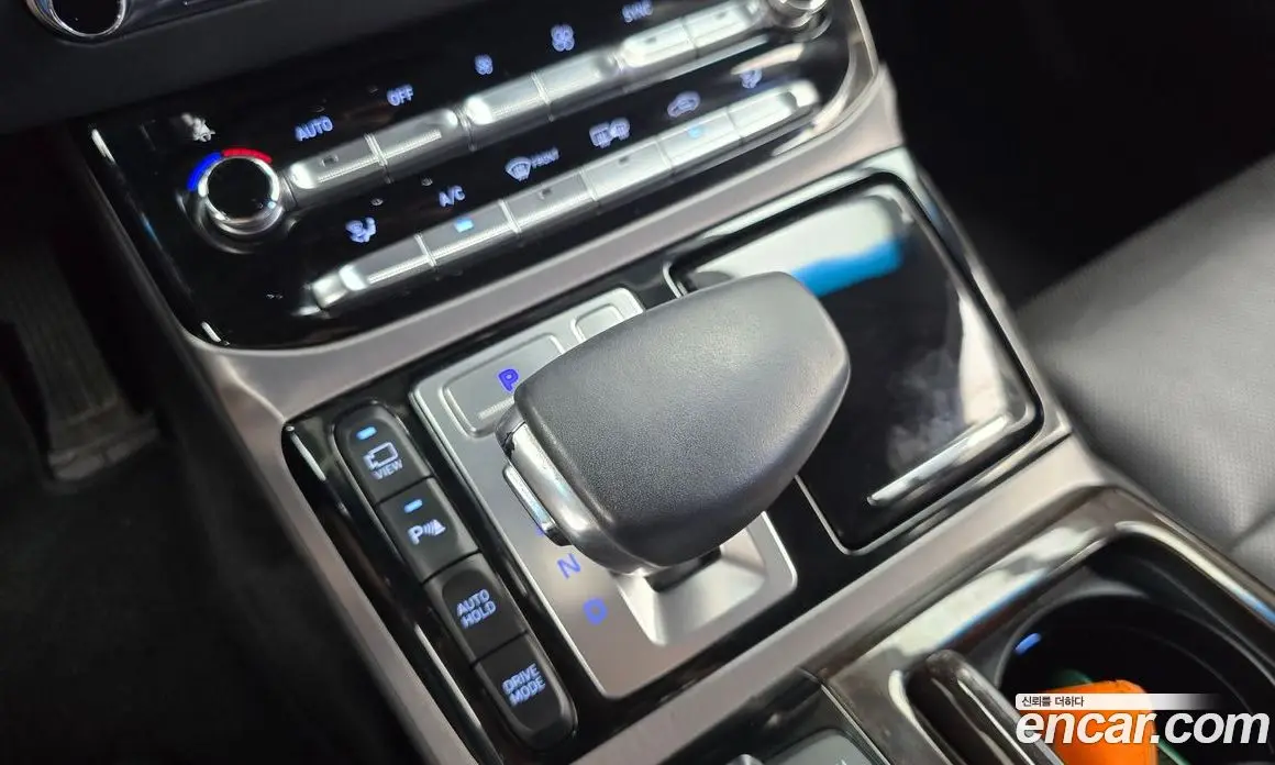 Genesis EQ900 2016 3.8 автомат (гидро), фото 12 Genesis EQ900 2016 3.8 автомат (гидро), фото 12